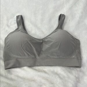Underoutfit Gray Seamless Scoop Neck Bra with Wide Straps Sz 3XL